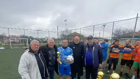 Тимът на "Тухла"-Русе спечели традиционния турнир по футбол на малки вратички в Долна Студена