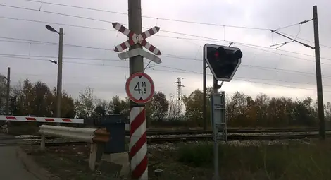 Ремонт затваря жп прелеза в района на гара Ястребово