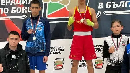Юношите на Русе с медали от държавното по бокс