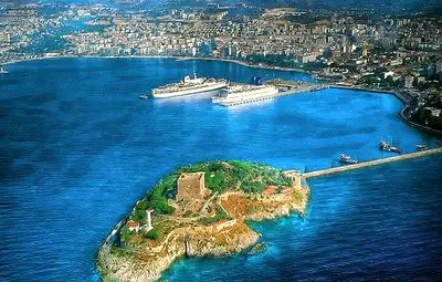 Десет ранени при инцидент в Кушадасъ