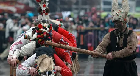 &bdquo;Сурва&rdquo; вече е в представителния списък на ЮНЕСКО за нематериално културно наследство /галерия/