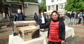 Имот в Пиперково зарадва с плазма търновец от данъчната томбола в Ценово