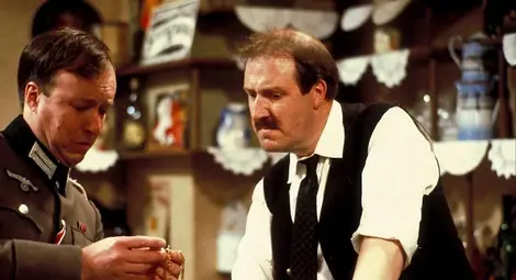 Култовият сериал "Ало, ало" се завръща в ефира на bTV Comedy /галерия/ Култовият сериал "Ало, ало" се завръща в ефира на bTV Comedy /галерия/