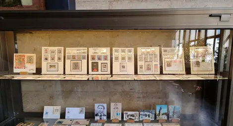 Филателна изложба &bdquo;България - събития, традиции и личности&ldquo;  беше открита в библиотека "Любен Каравелов" в Русе