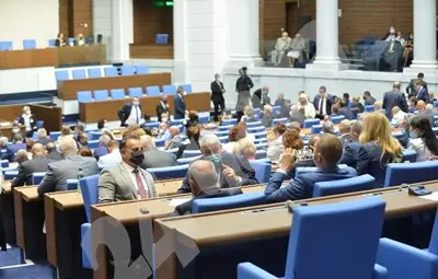 60 дни неплатен отпуск ще се броят за стаж заради COVID