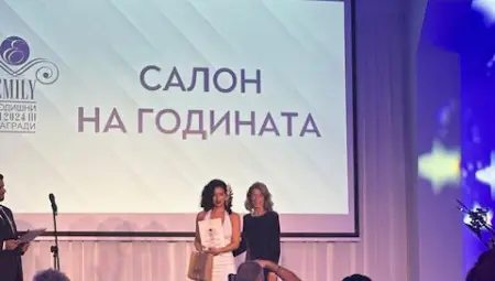 Русенската маникюристка Мари Папазян триумфира на Годишните награди Emily 2024 Русенската маникюристка Мари Папазян триумфира на Годишните награди Emily 2024
