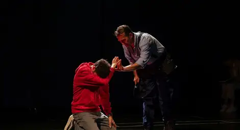 ДТ &bdquo;Сава Огнянов&ldquo; с премиера на &bdquo;Странна случка с куче през нощта&ldquo;