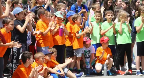 Предлагат удължаване на учебната година