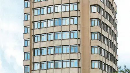 Освободиха предсрочно от затвора касиерката, откраднала 214 000 лева от Параходство БРП