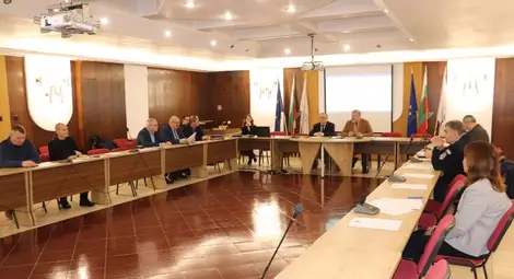 Драгомир Драганов: Не чакайте последния ден за снабдяване с евробанкноти и монети