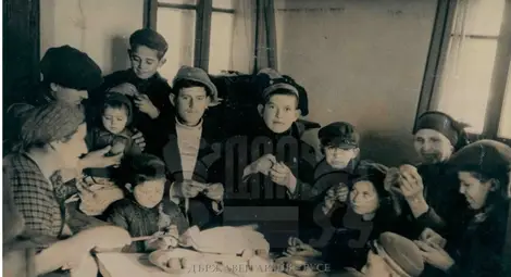 Снимките са от фондовете на Държавен архив-Русе