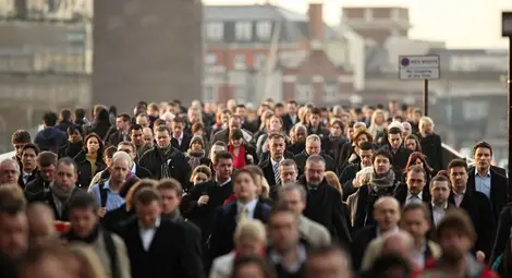 Съкращения в администрацията могат да намалят недостига  на работна ръка