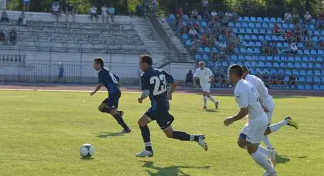 &bdquo;Дунав&ldquo; бие &bdquo;Видима&ldquo; с 2:1 в тежка жега на Градския стадион