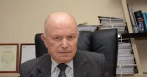 Бай Цвятко с награда от Съюза на юристите