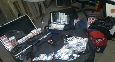 Шест бака цигари от Гърция и Турция спрени на Дунав мост