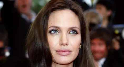 Анджелина Джоли се срещна с папа Франциск Анджелина Джоли се срещна с папа Франциск