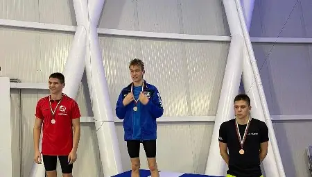 Нова плувна слава за Силистра от русенския талант Дарен Кирилов