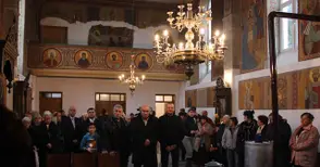 В Бабово осветиха напълно обновения храм „Света Троица“