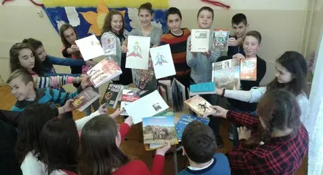 Ученици превърнаха Седмицата на четенето в литературен маратон /Снимки/