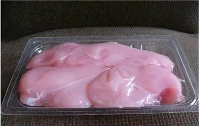 Конфискуваха 250 кг развалено пилешко месо в Пловдив