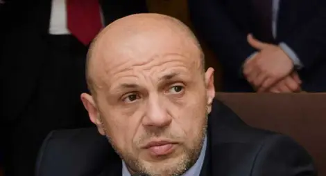 Дончев поясни кога е възможно армията да се намеси в борбата срещу COVID-19