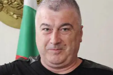 Шефът на &bdquo;Комунални дейности&ldquo; ще се яви на конкурса за нов управител