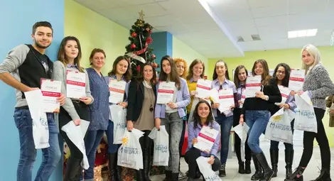 Ученици от Дойче шуле четоха разкази на болни в &bdquo;Медика&ldquo; 