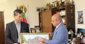 Корейският посланик проучва възможностите за бизнес в Русе