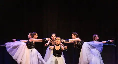 &bdquo;Импулс&ldquo; разказва историята на танца от древността до наши дни