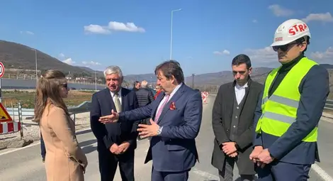 Вдигат с 50% тол таксите