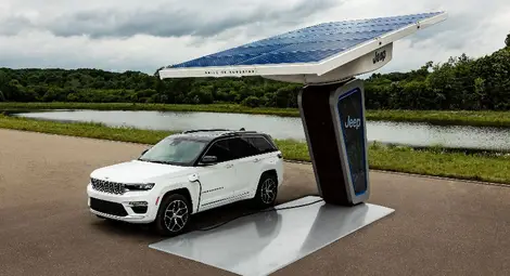 Jeep&reg; показа изцяло новия електрифициран Jeep Grand Cherokee 4xe моделна година 2022