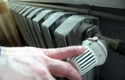 Увеличават помощта за отопление за предстоящия зимен сезон на 374,15 лв. Увеличават помощта за отопление за предстоящия зимен сезон на 374,15 лв.