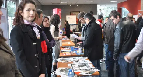 30 фирми представиха възможности за студенти на Дните на кариерата