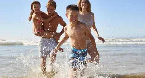 Наръчник за оцеляване с деца на море