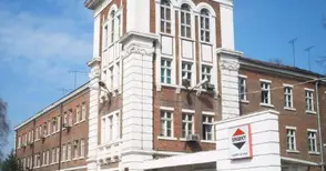 Никой не поиска басейна и други имоти на „Спарки“