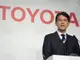 „Тойота“ сменя главния си изпълнителен директор и повишава прогнозата си за печалбата на фона на по-добри от очакваното резултати
