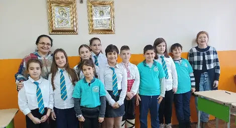 Михаела от трети А: На Бъдни вечер трапезата не се вдига, защото Дева Мария слиза и ще си хапне