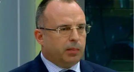 Порожанов: Не сме купували хеликоптери и яхти, а само коли