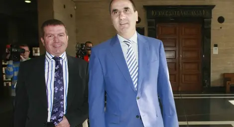 Искат 5 г. затвор и конфискация на половината имущество на Цветанов 