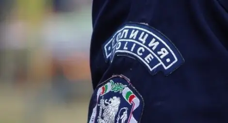 Пиян къса пагон на полицай след продължителен запой