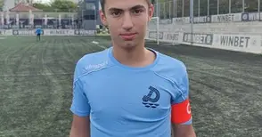 Искан от ЦСКА талант в селекцията на Григоров поднови тренировки в Русе