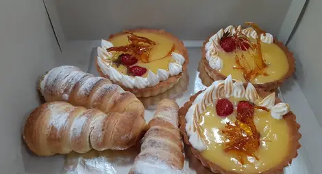 Шест плюс писа &bdquo;Утро&ldquo;  на най-младите сладкар