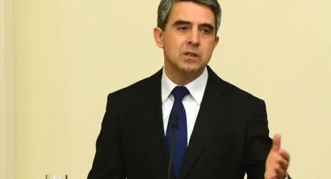 Заплатата на Плевнелиев скочи драстично! Ето срещу колко се разписва