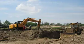 Екокомисията вика шефа на РИОСВ заради завода за балони и кондоми на Даков