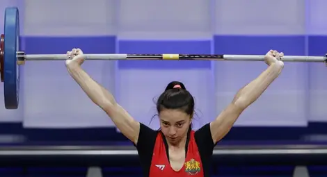 Ивана ПЕТРОВА