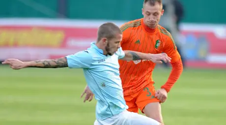 Сайт хвърля димки за Юлиян Ненов и ЦСКА Сайт хвърля димки за Юлиян Ненов и ЦСКА