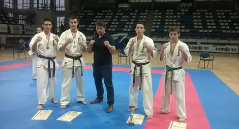 4 от 4 за младите бойци на &bdquo;Ипон&ldquo;