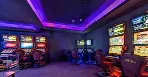 Ограниченията върху хазарта затварят една трета от казината в областта