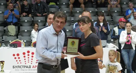 Сръбска снайперистка подсилва „Дунав 8806“ Сръбска снайперистка подсилва „Дунав 8806“