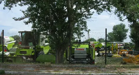 Комбайни и трактори за над милион евро запалени умишлено в Порт Изток
